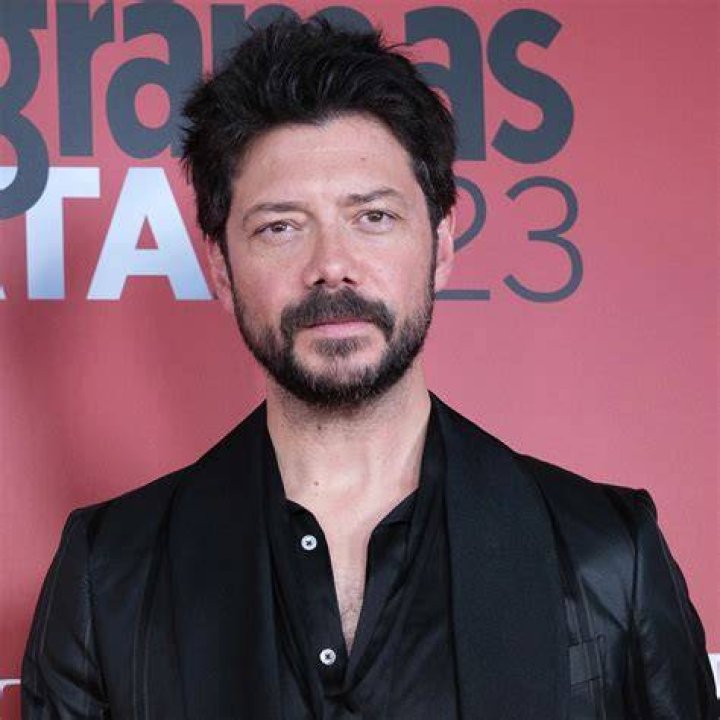 Alvaro Morte Biography, Age, Family, Wife, Movie, Net Worth, Latest News