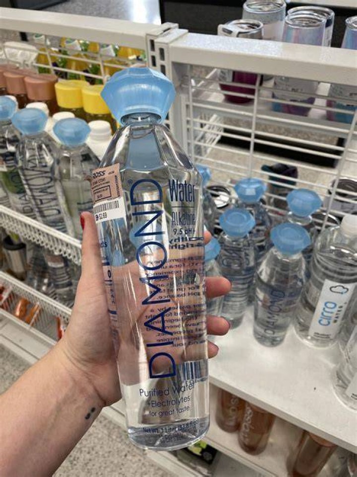 Asa’s diamond water spotted at Ross where it belongs 💎😂 r/ShahsOfSunset