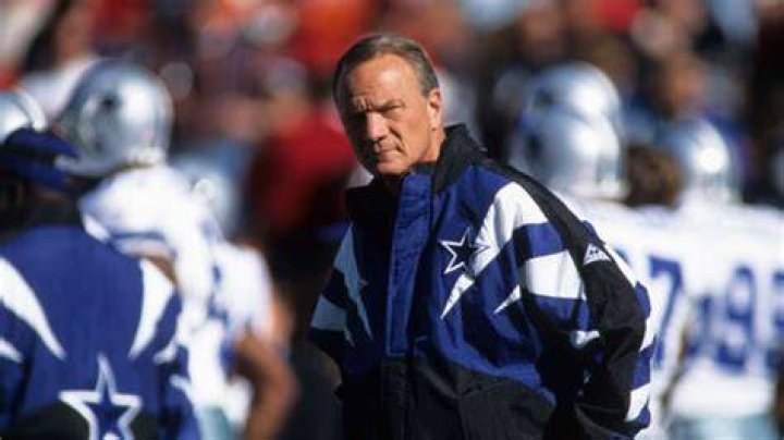 Barry Switzer says if Cowboys would've listened to him, 1995 NFC