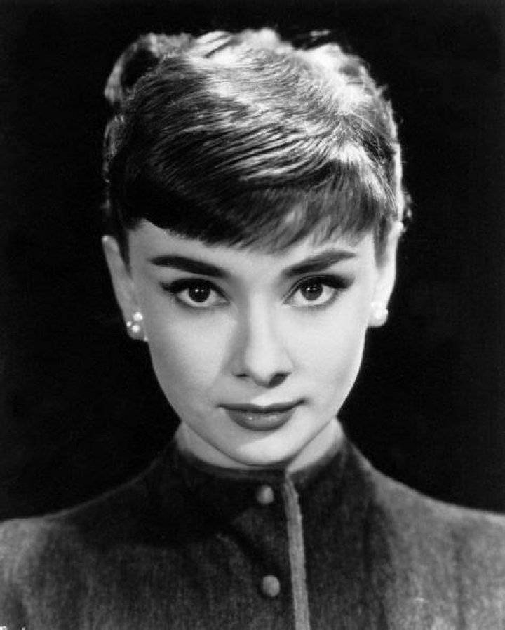 Beautiful Publicity Stills of Audrey Hepburn as Eliza Doolittle in &lsquo;My