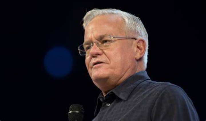 Bill Hybels Net Worth, Salary in 2021 Wiki, Wife, Height, Age, Daughter