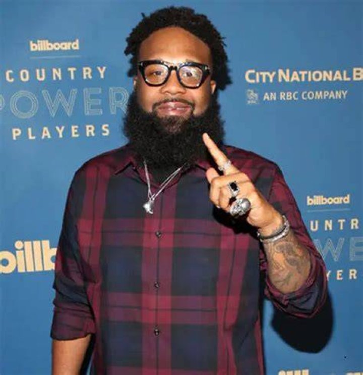 Blanco Brown [Singer] Bio, Age, Net Worth, Married Status