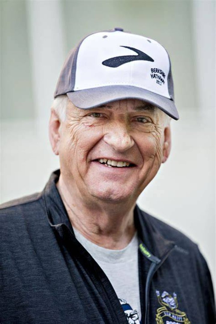 Buffett&rsquo;s Longtime Geico Leader Tony Nicely to Retire From Insurer