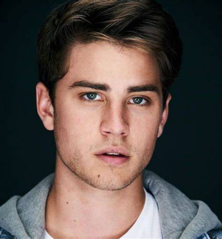 Carson Rowland Biography, Wiki, Age, Height, Family, Image, Film & More