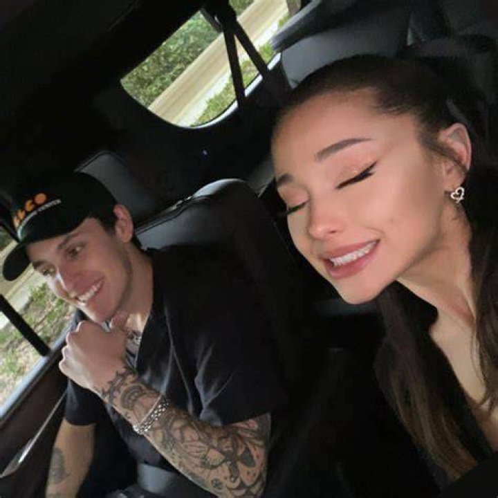 Dalton Gomez 'hasn't given up' on Ariana Grade amid Ethan Slater romance