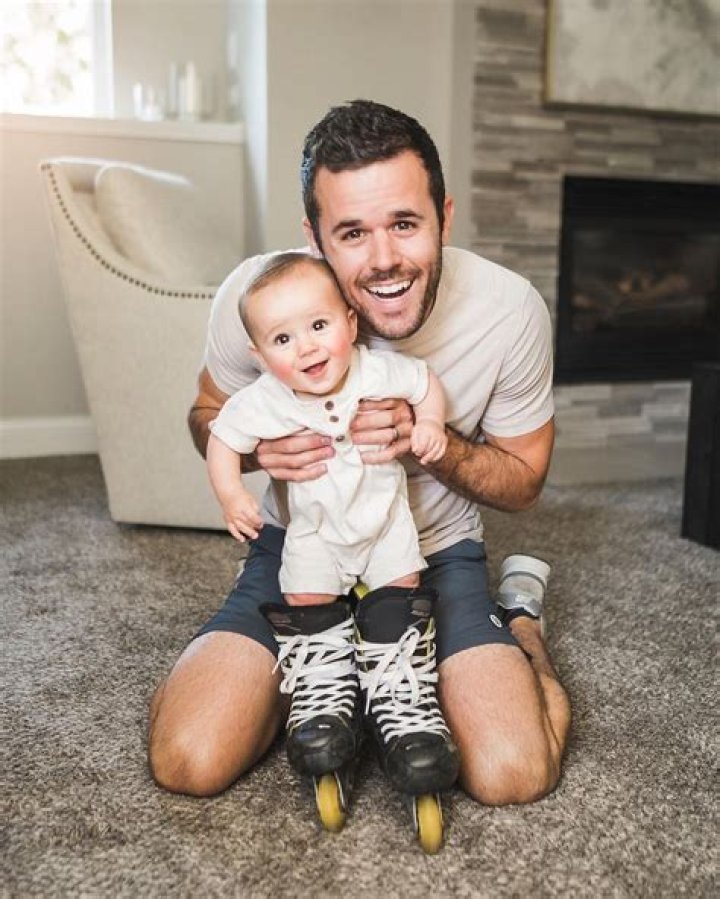Daniel Labelle Wiki, Age, Height, Wife, Baby, Net Worth &raquo; CelebsExplore