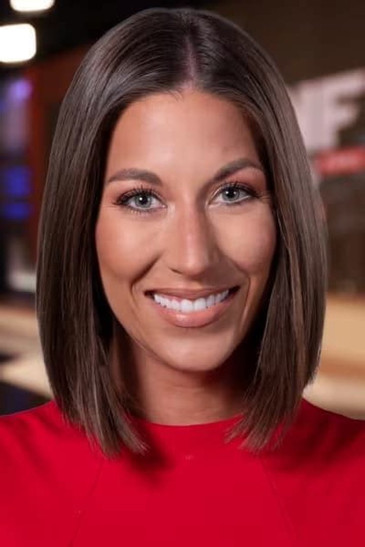 Ella Dorsey Wiki & Bio, Bikini and Hot Photos, Net Worth and Salary