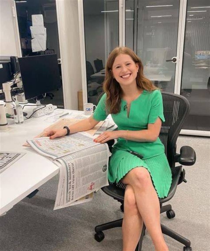 Emily Carver Age Height, Net Worth, Husband Starsgab