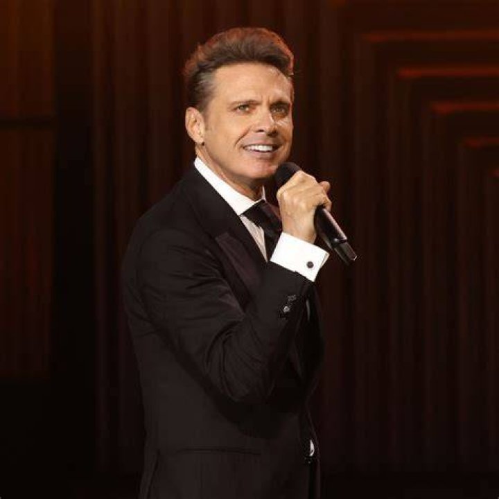How Much Is Luis Miguel's Net Worth?