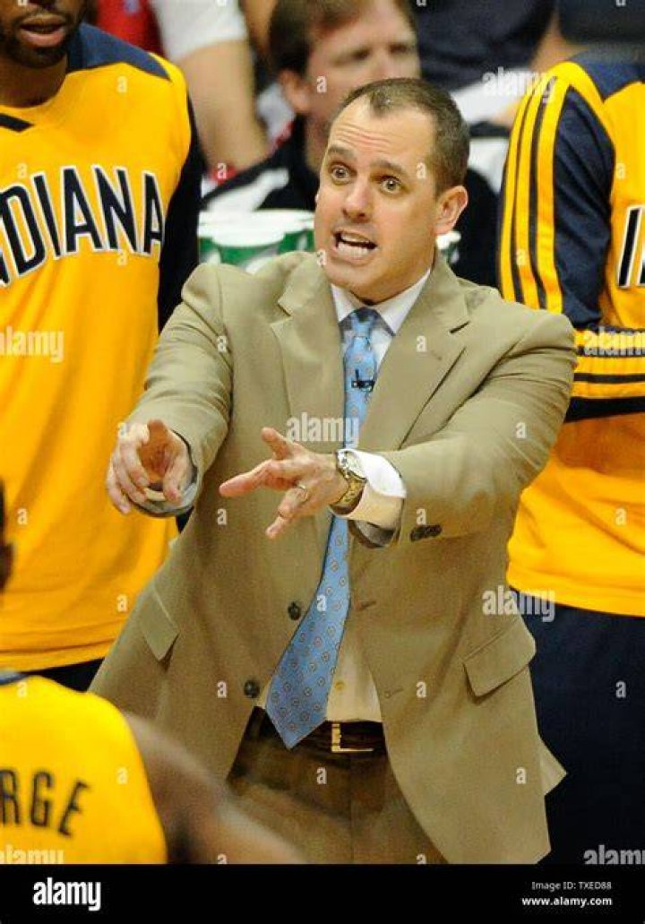 Indiana Pacers coach Frank Vogel just a dad on a Friday at Snapperz