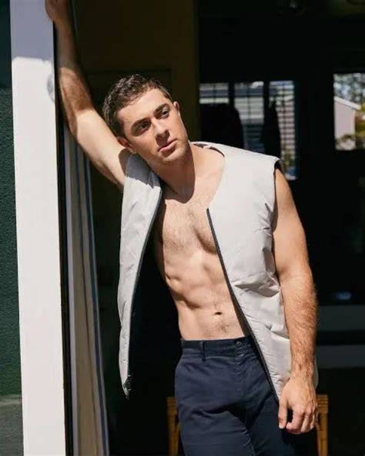 Jaren Lewison Biography, Age, Height, Girlfriend, Net Worth StarsWiki