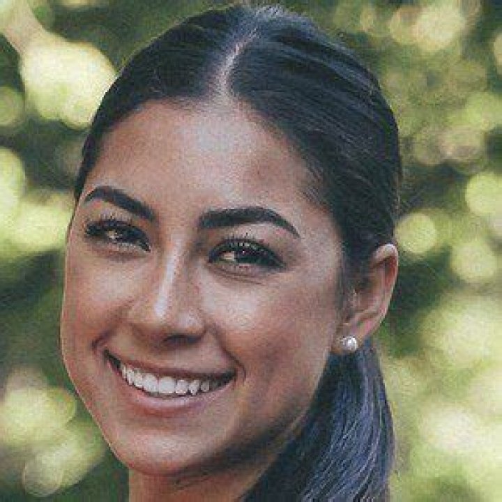 Jeanine Amapola Bio, Wiki, Age, Height, Boyfriend, Net Worth