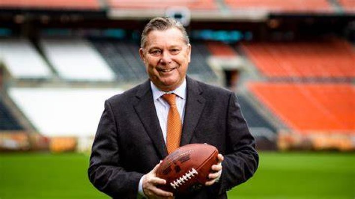 Jim Donovan to miss Browns game vs. Patriots