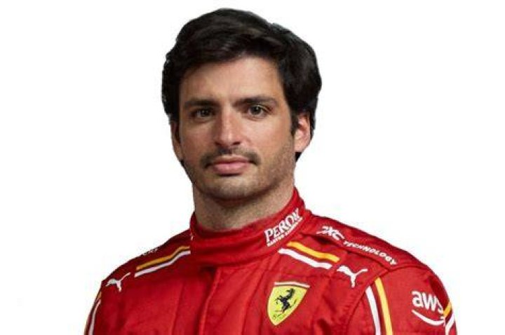 Know about Carlos Sainz's Girlfriend Isa Hernaez, Height, Age
