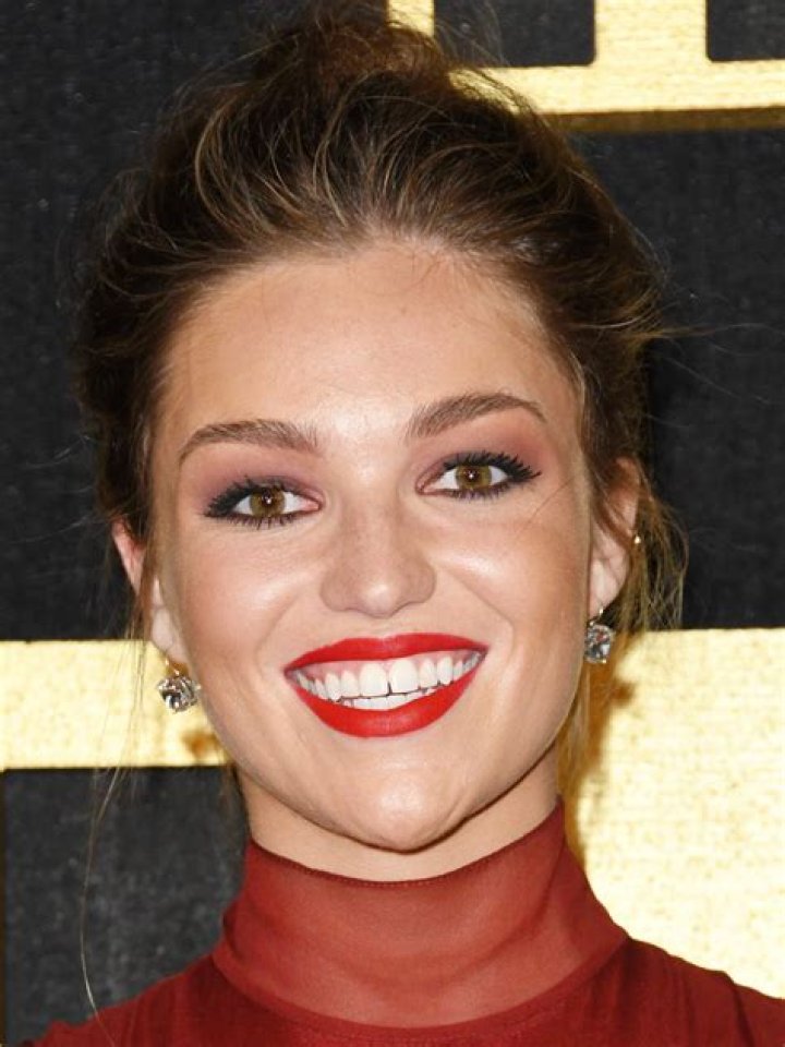 Lili Simmons IMDb, Parents, Age, Instagram, Height, Net Worth, Siblings