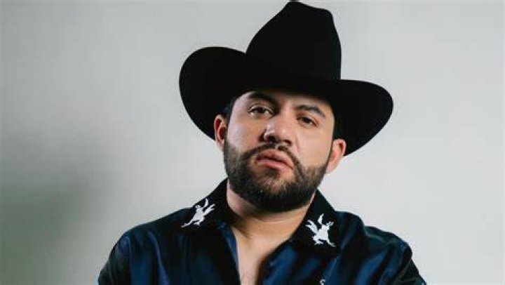 Luis R. Conriquez quiere cantar corrido sobre su vida En el Radar