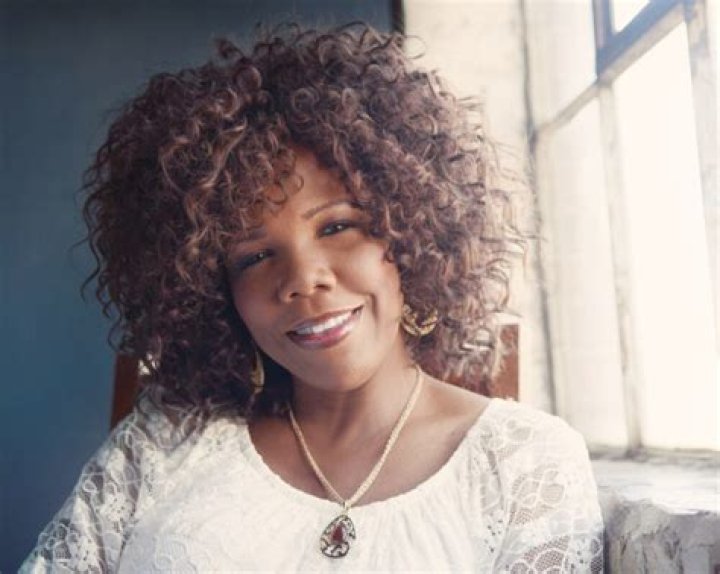 Lynda Randle connects with roots, history in ‘Pilgrim Journey