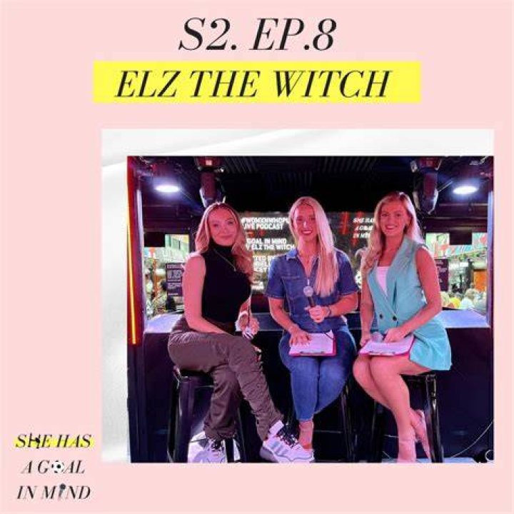 Meet Elz The Witch The Female Youtuber And Presenter Taking Over The
