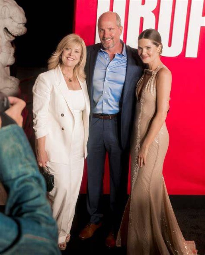 Meghann Fahy Parents Meet John Fany, Tammy Fahy ABTC