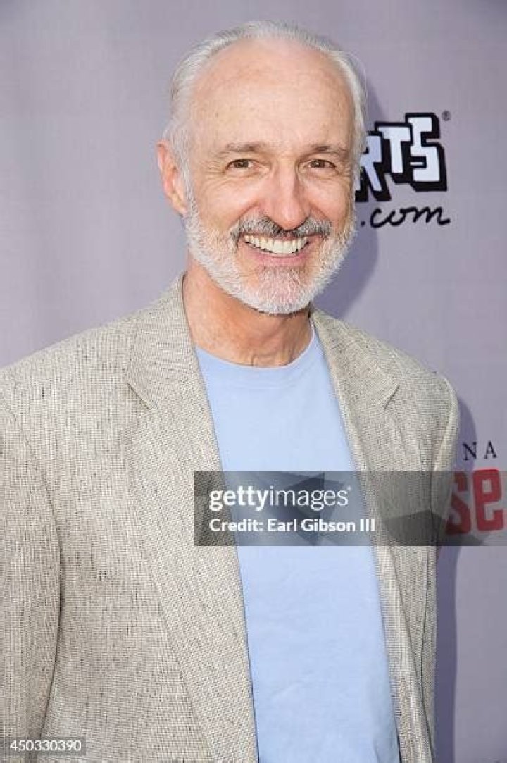Michael Gross Profile Images — The Movie Database (TMDb)