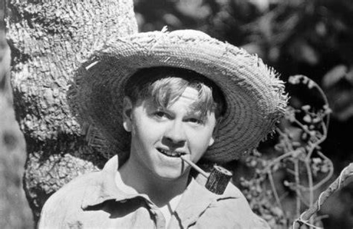 Mickey Rooney's Eldest Son Dies At 77