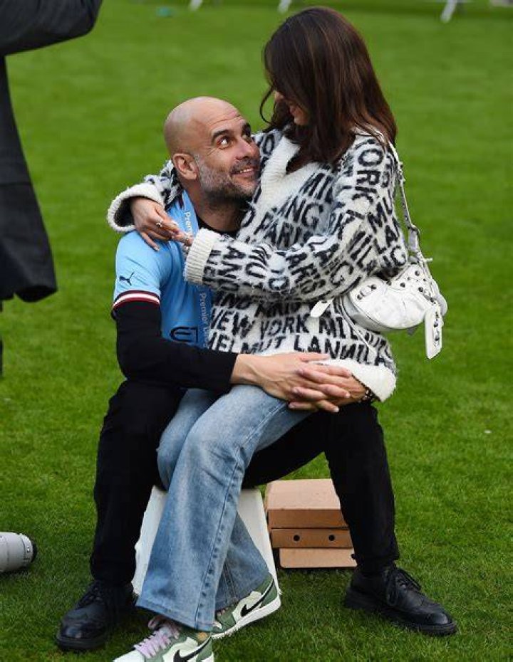 Premier League Valentina guardiola, hija pequeña de pep...