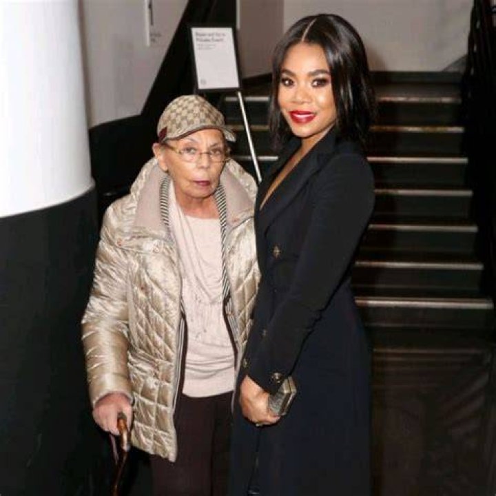 Regina Hall Bio, Parents, Wife, Children, Siblings