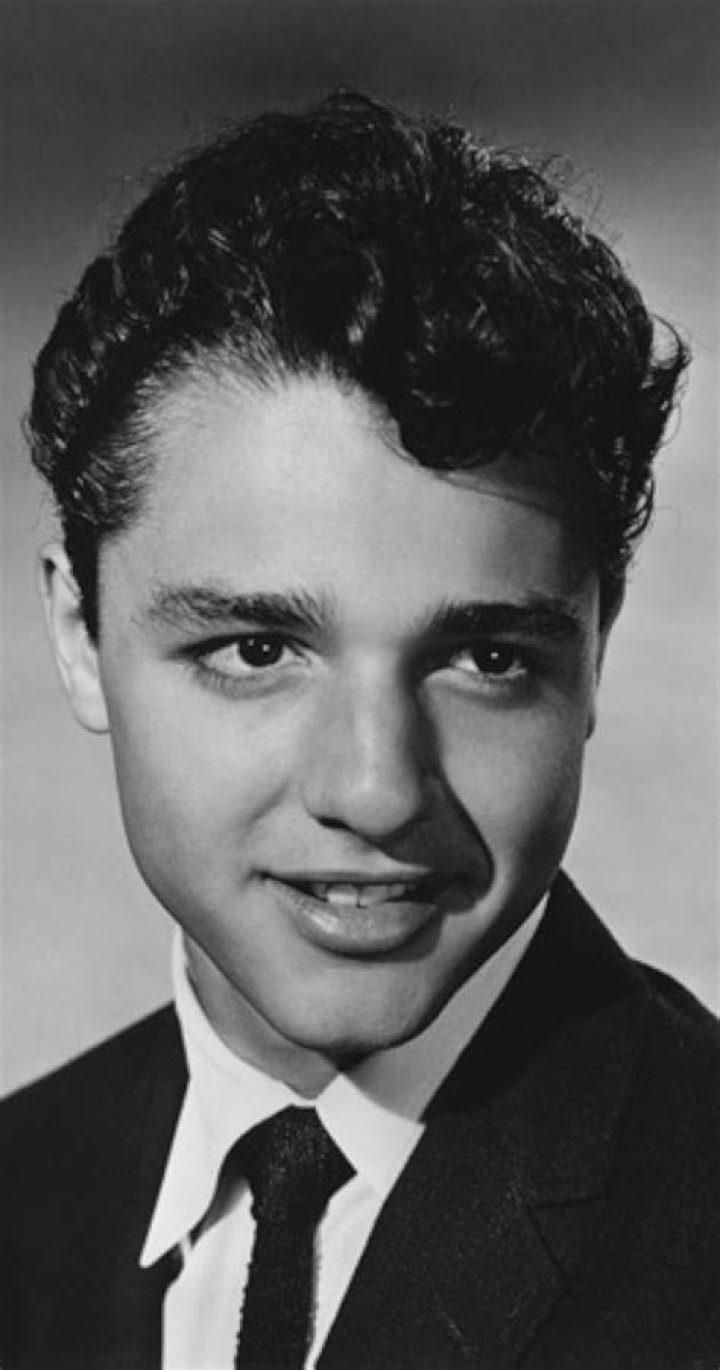 Sal Mineo Biography Facts, Childhood, Family Life & Achievements