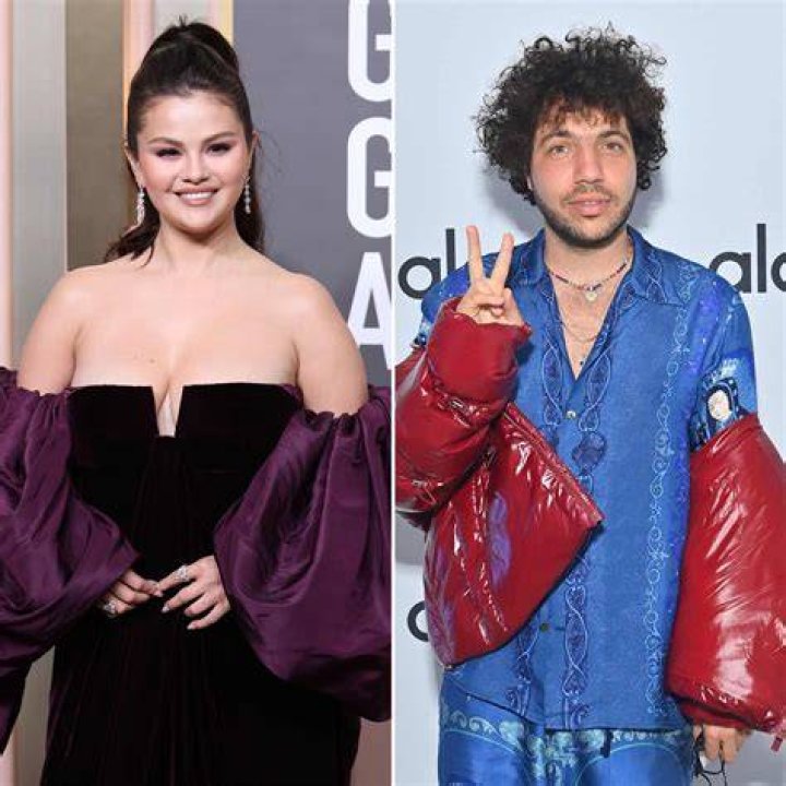 Selena Gomez Shares Adorable New Photo of Baby Sister Gracie E! Online
