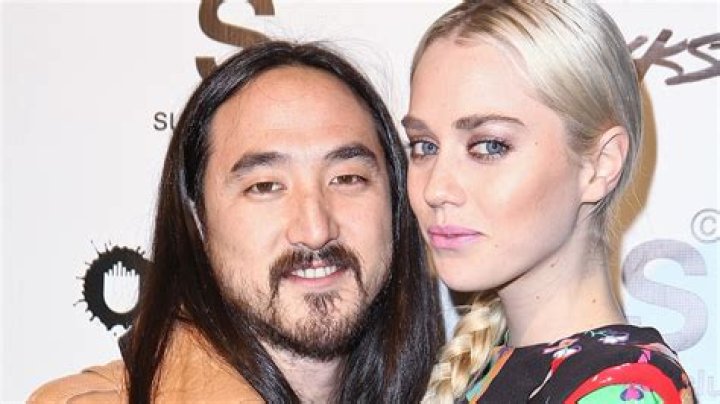 Steve Aoki Marries Longtime Girlfriend, Tiernan Cowling E! News