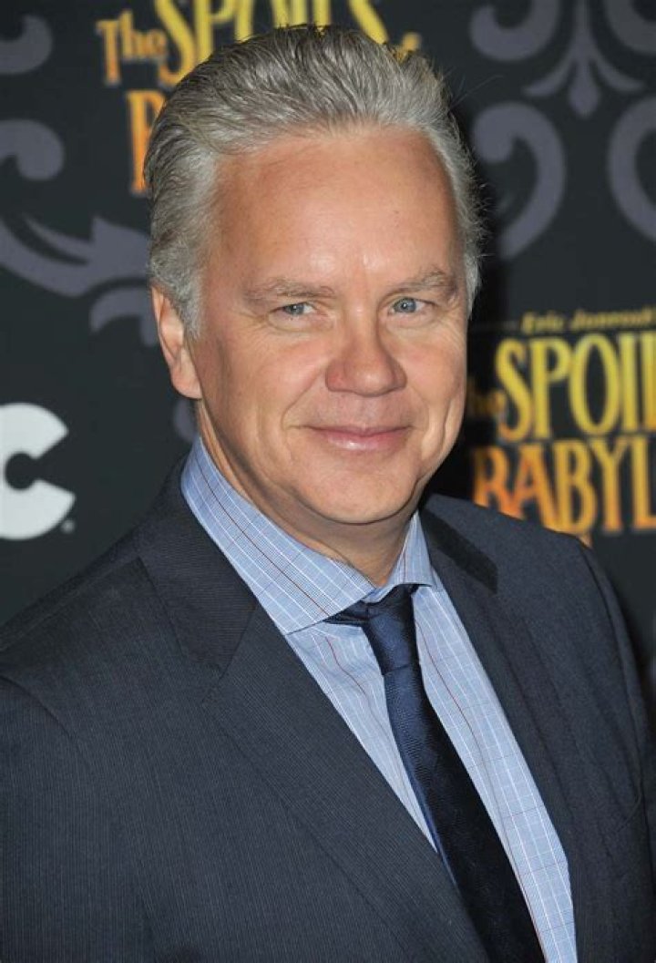 Tim Robbins 'files for divorce from wife after secret marriage' Metro