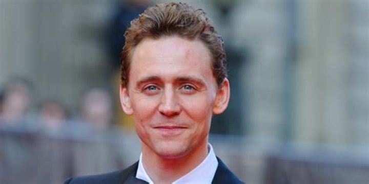 Tom Hiddleston (actor) Net Worth 2018 Wiki, Married, Family, Wedding