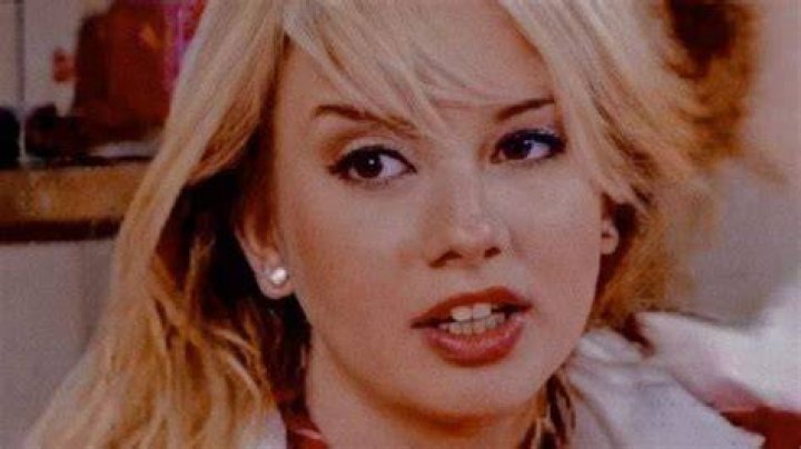 WATCH Mar&iacute;a Fernanda Malo Shares Hilarious 'Rebelde' Tik Tok