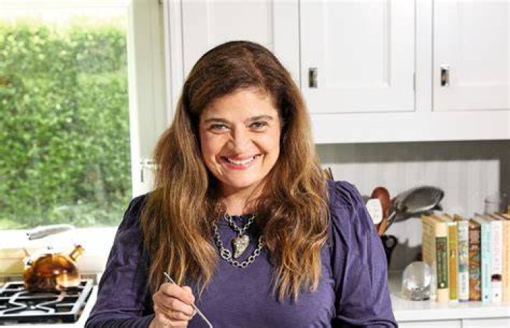 Who is Alex Guarnaschelli's daughter? NewsFinale